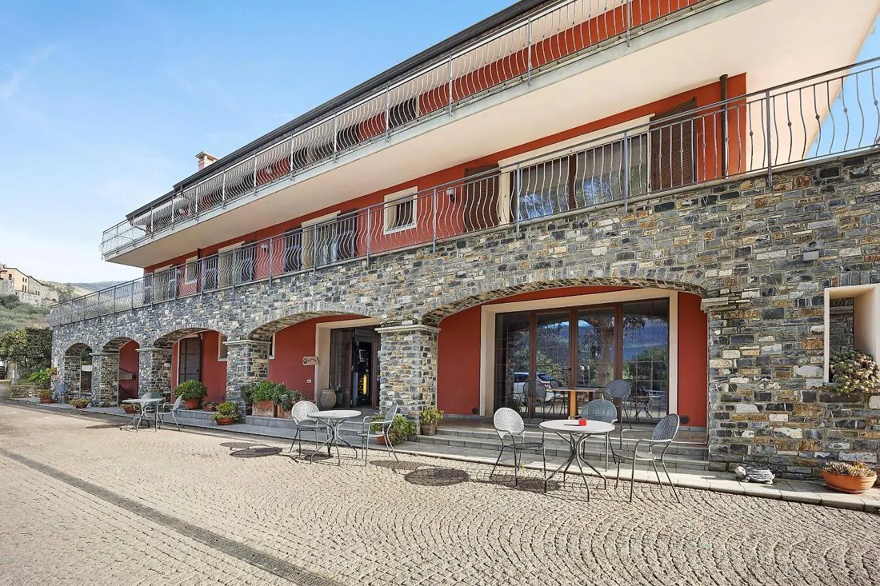 Virginia Agriturismo La Scuderia Molino Nuovo  0*, Molino Nuovo (Savona) Italien