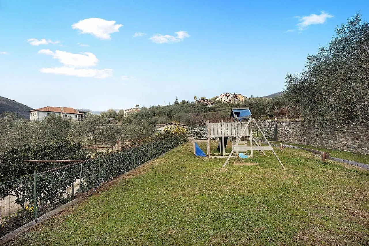 Virginia Agriturismo La Scuderia Molino Nuovo  0*, Molino Nuovo (Savona)