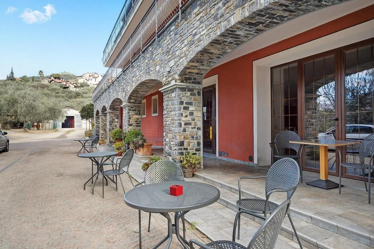 Virginia Agriturismo La Scuderia Molino Nuovo  0*, Molino Nuovo (Savona)